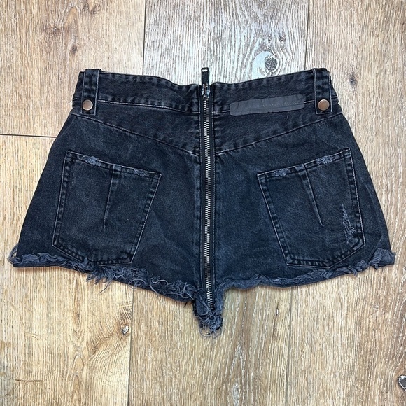 Unravel Project Black Zip Up Cotton Denim Shorts Size 28/4 - Picture 5 of 11